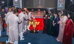 ಬಿಲ್ಲವಾಸ್‌ ಕತಾರ್‌ನ ಸ್ವರ ಲಹರಿ: ಮನಸೂರೆಗೊಂಡು ಕುಣಿದು ಕುಪ್ಪಳಿಸಿದ ಜನಸ್ತೋಮ